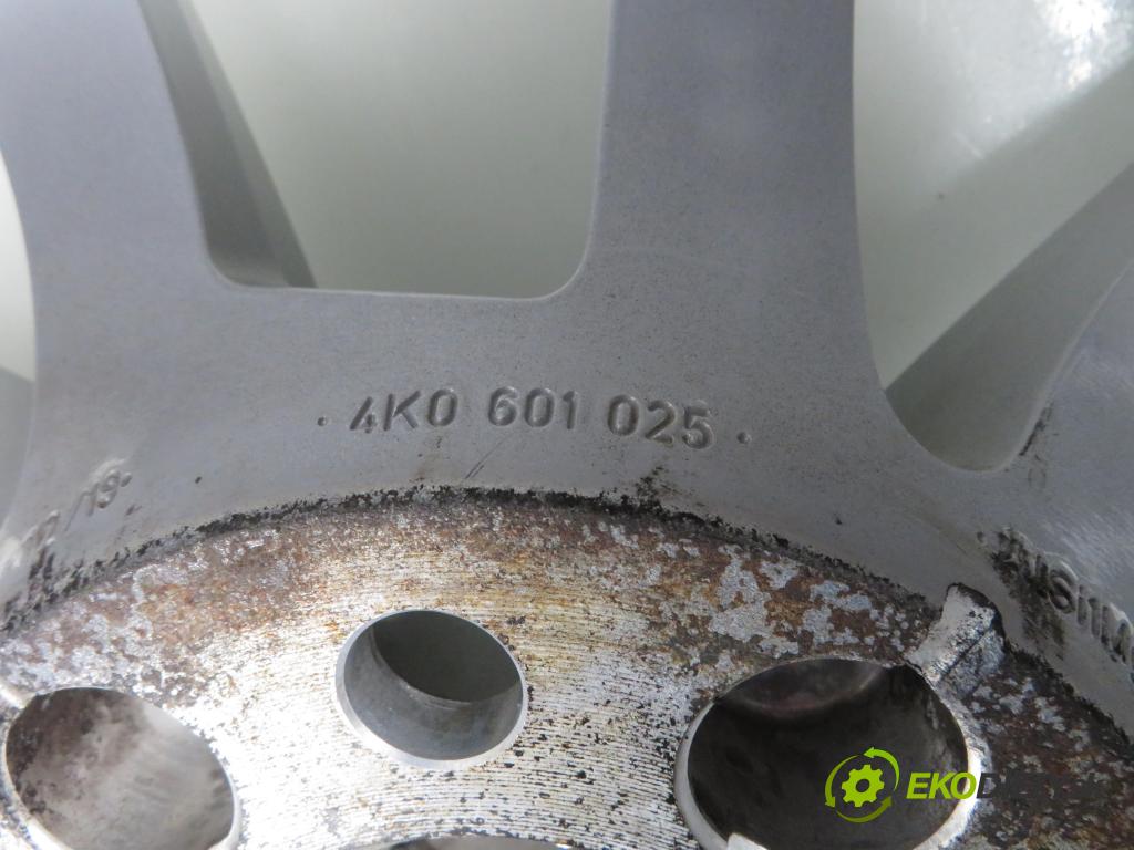 AUDI   0    disky / disk 4K0601025