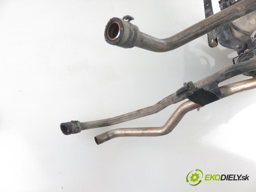 VW TOUAREG (7LA, 7L6, 7L7) SUV 2005 165,00 3.0 V6 TDI 224 - BKS 2967,00 Webasto 7L6815071C (Webasto)