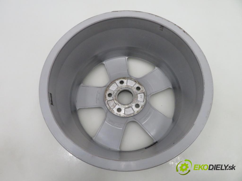 AUDI 0 disky / disk