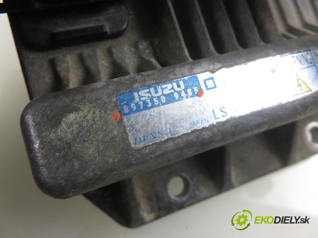 OPEL MERIVA A nadwozie wielkoprzestrzenne (MPV) (X03) MINIVAN 2003 74,00 1.7 CDTI 100 - Z 17 DTH 1686,00 Riadiaca jednotka Motor 8973509485 ; 97350948