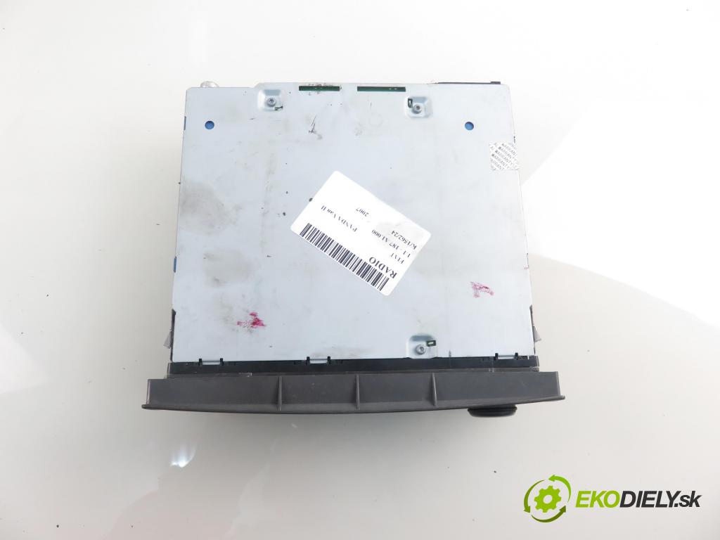 FIAT PANDA Van (169_) HB 2007 40,00 1.1 - 187 A1.000 1108,00 RADIO CD 7648730516