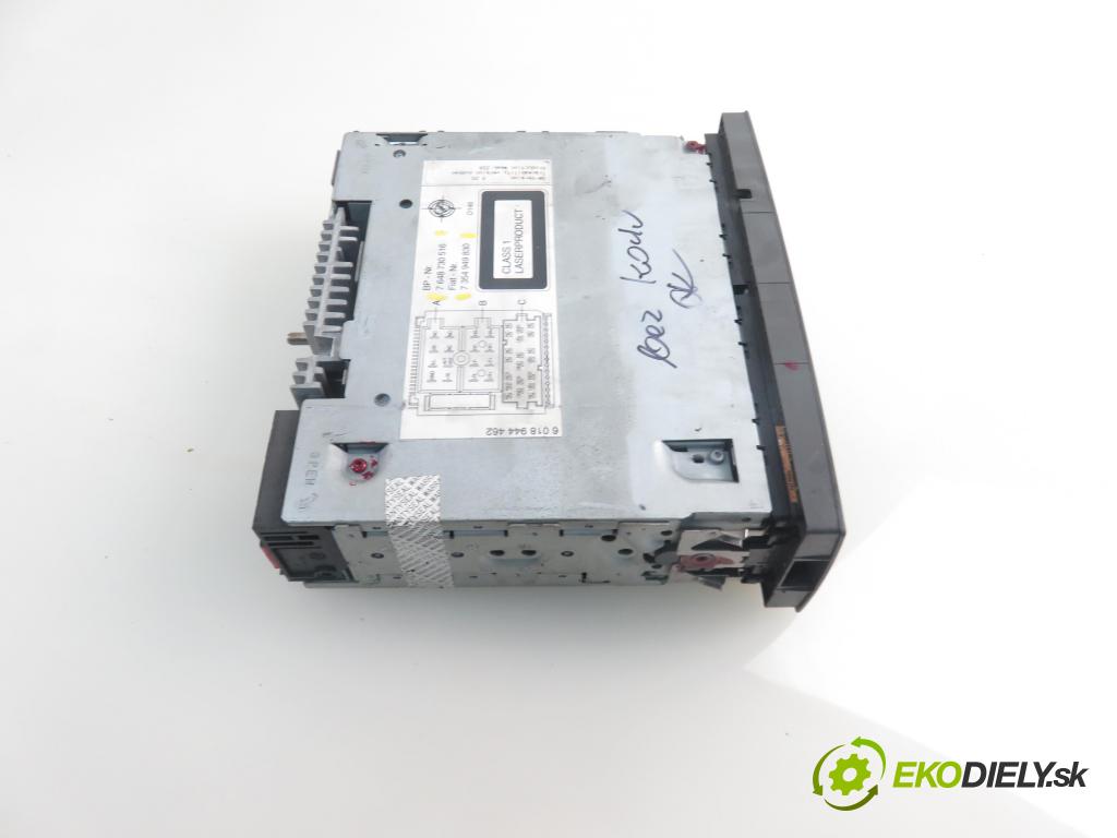 FIAT PANDA Van (169_) HB 2007 40,00 1.1 - 187 A1.000 1108,00 RADIO CD 7648730516