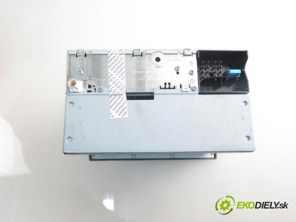 OPEL MERIVA A nadwozie wielkoprzestrzenne (MPV) (X03) HB 2006 77,00 1.6 16V 105 - Z 16 XEP 1598,00 RADIO 13190855