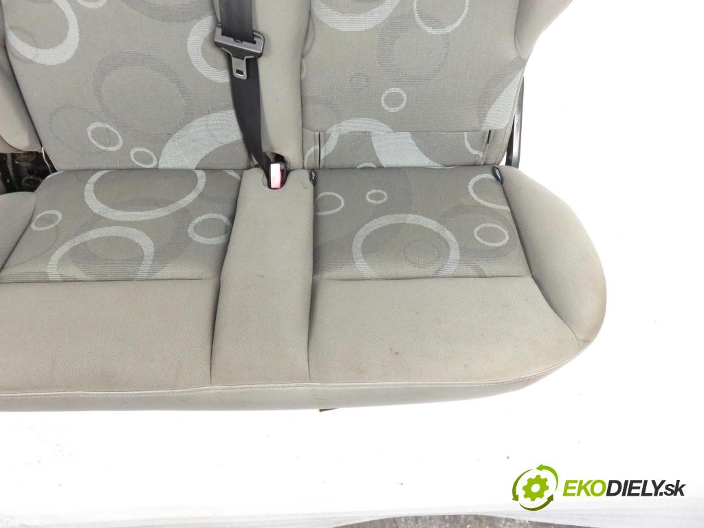 RENAULT KANGOO / GRAND KANGOO II (KW0/1_) KOMBIVAN 2008 63,00 1.5 dCi (KW0B) - K9K 802 1461,00 Sedadlo zadná