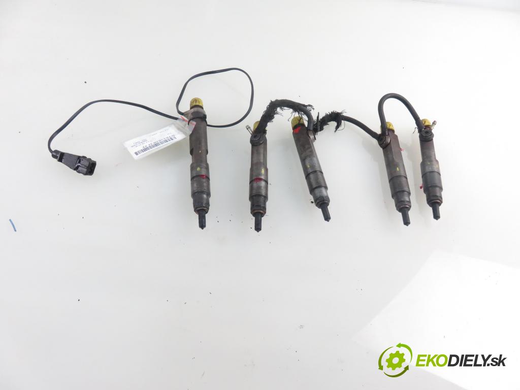 VW LT 28-35 II Autobus (2DB, 2DE, 2DK) BUS 1999 75,00 2.5 TDI - AHD 2461,00 vstřikovací ventily 074130202A ; 074130201C (Vstřikovací ventily)