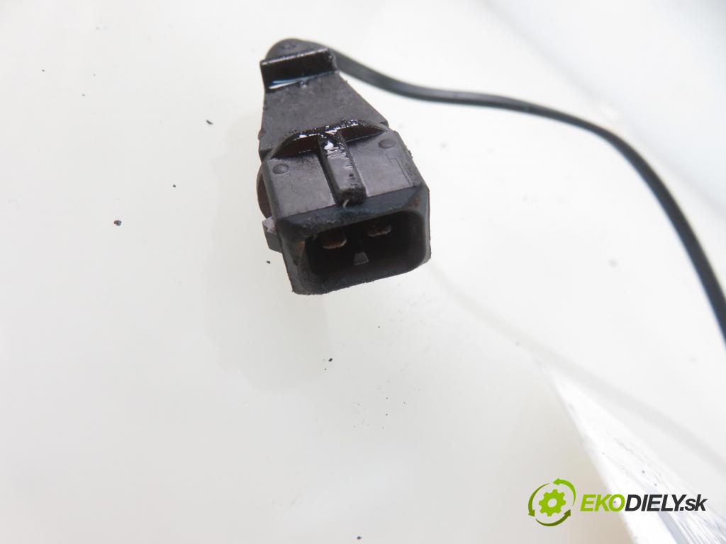 VW LT 28-35 II Autobus (2DB, 2DE, 2DK) BUS 1999 75,00 2.5 TDI - AHD 2461,00 Vstrekovacie ventily 074130202A ; 074130201C (Vstrekovacie ventily)