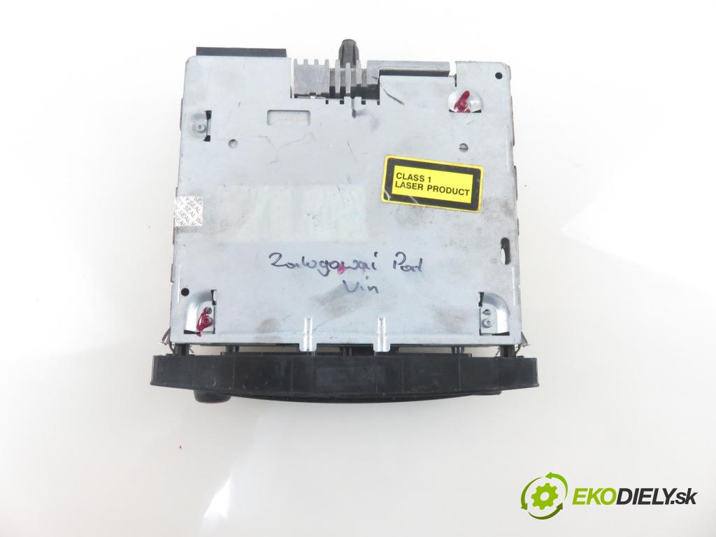 CITROEN C4 I (LC_) HB 2005 65,00 1.4 16V 88 - KFU 1360,00 RADIO CD