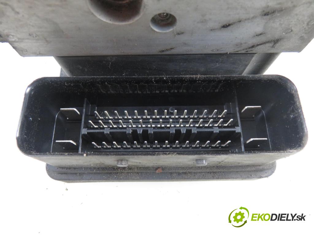 FORD FOCUS (DAW, DBW) HB 2003 74,00 1.6 16V 100 - FYDA 1596,00 Pumpa ABS 10092501193 ; 5WK84031 ; 2M512M110EE (Pumpy ABS)