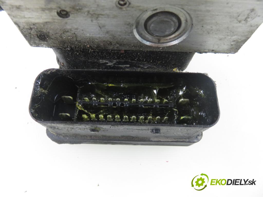 CITROEN C3 I (FC_) HB 2004 50,00 1.4 HDi 8V - 8HX 1398,00 Pumpa ABS 10097011183 ; 9652182680 (Pumpy ABS)