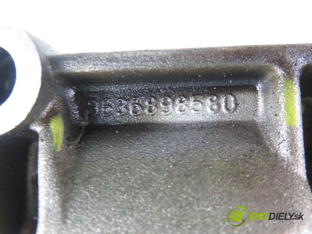 PEUGEOT 607 (9D, 9U) SEDAN 2003 98,00 2.2 HDI - 4HX (DW12TED4/FAP) 2179,00 pumpa oleje 9636898380 ; 9636898580 ; YD00084180 (Olejové pumpy)