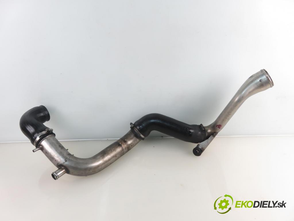 AUDI TT (8N3) COUPE 1998 132,00 1.8 T - AJQ 1781,00 Rúra intercoolera turba 06A145894C ; 06A145790