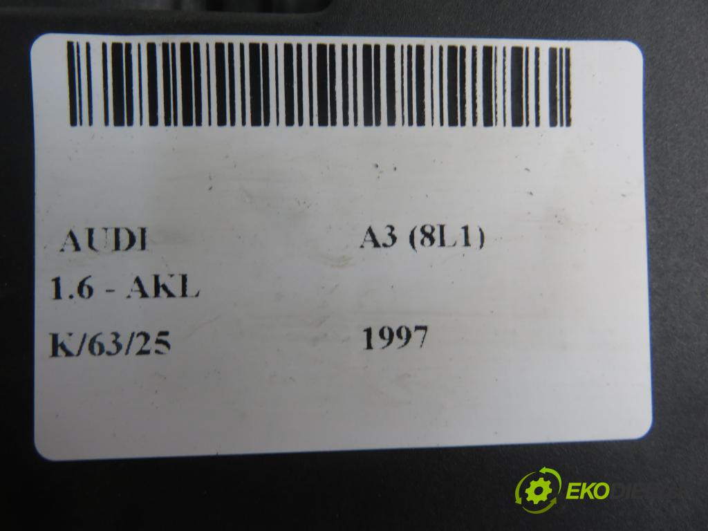 AUDI A3 (8L1) HB 1997 74,00 1.6 - AKL 1595,00 Panel kúrenia 8L0819045A