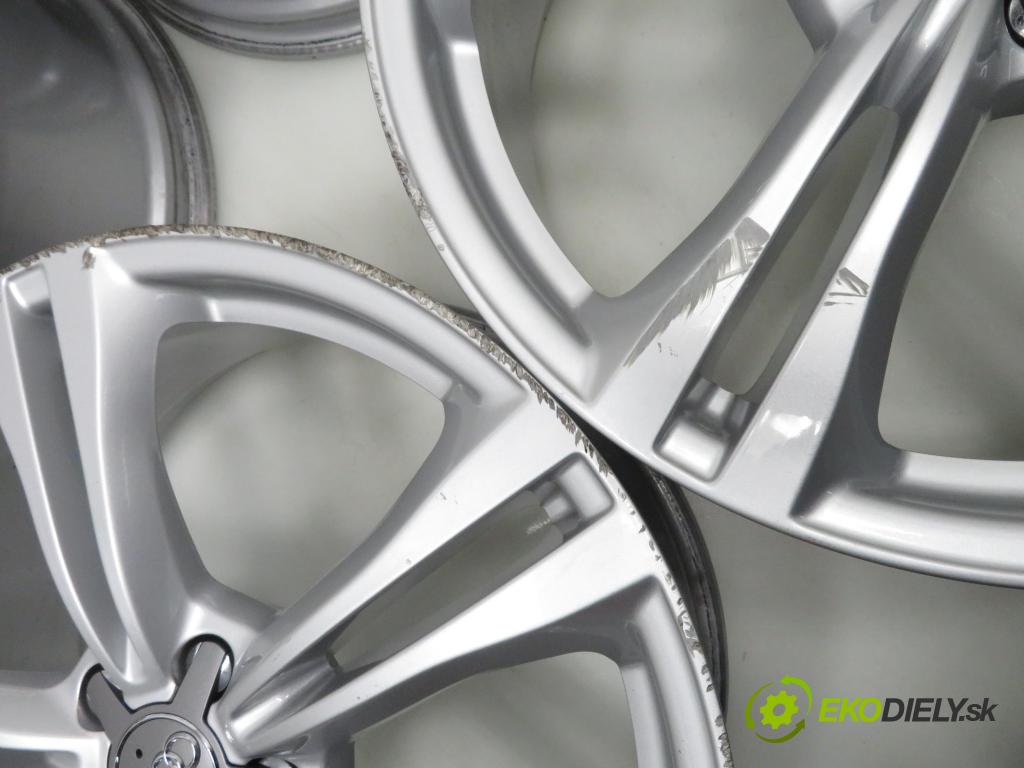 AUDI   0    disky / disk 4G0601025J