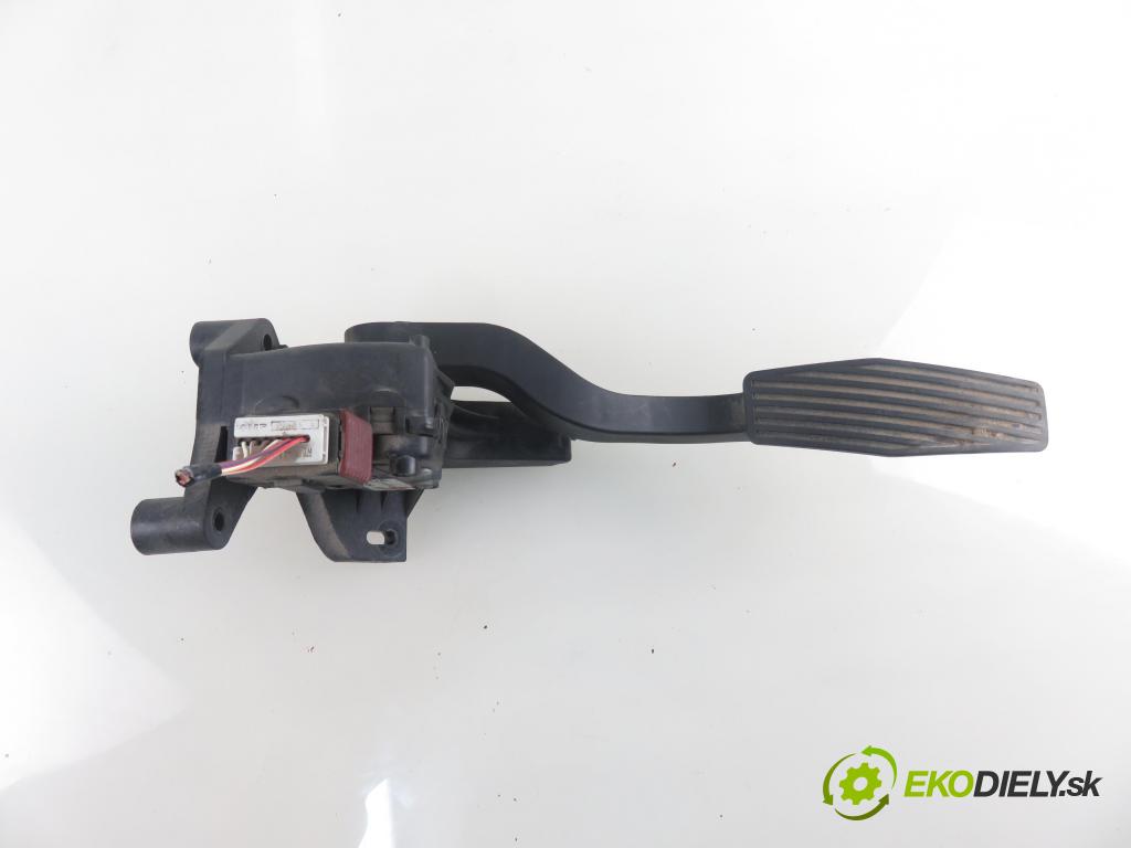 OPEL MERIVA A nadwozie wielkoprzestrzenne (MPV) (X03) MINIVAN 2005 74,00 1.6 16V - Z 16 XE 1598,00 Potenciometer plynu 93335443DA (Potenciometer plynového pedálu)