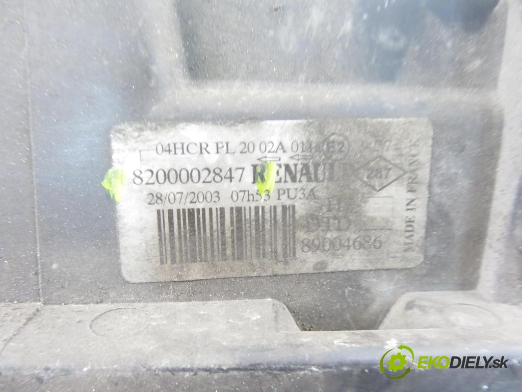 RENAULT LAGUNA II Grandtour (KG0/1_) KOMBI 2002 88,00 1.9 dCi 120 - F9Q 750 1870,00 světlo PP 8200002847