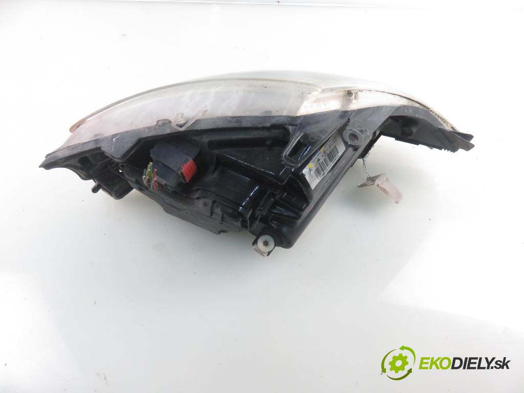 CITROEN C3 I (FC_) HB 2004 50,00 1.4 HDi 8V - 8HX 1398,00 světlo LP 9647214280