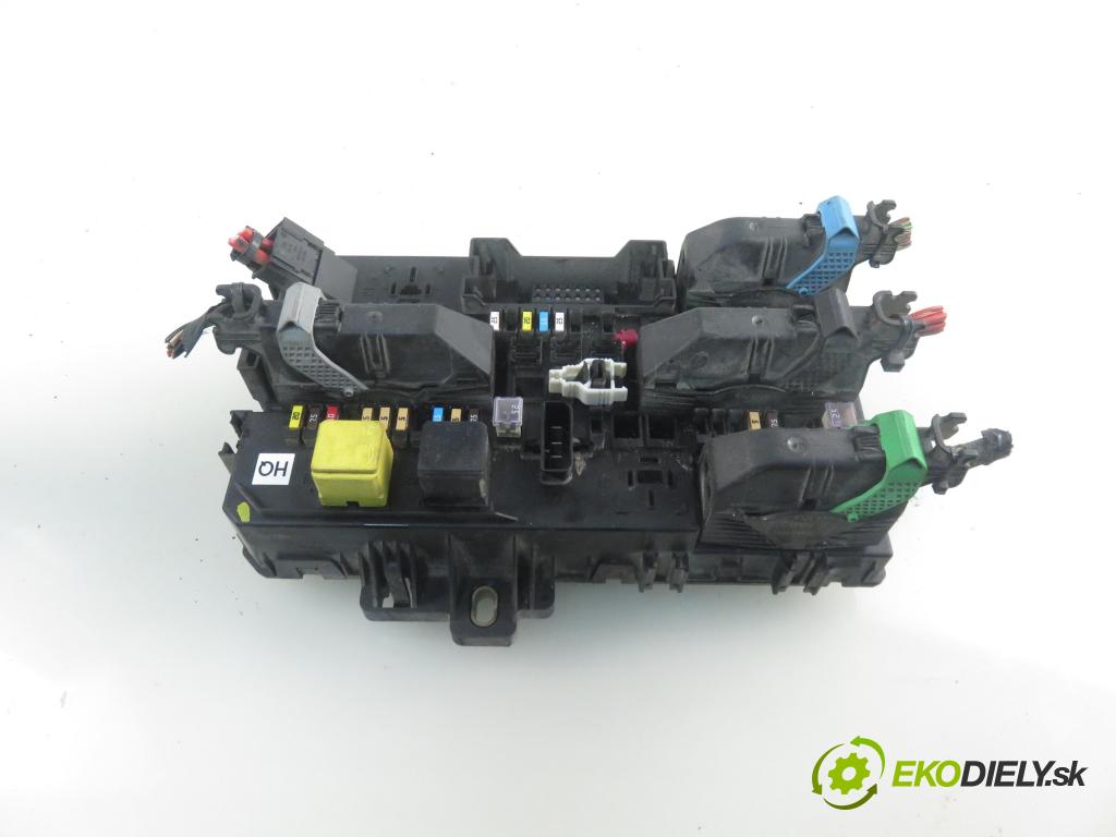 OPEL ZAFIRA B (A05) MINIVAN 2006 88,00 1.9 CDTI 8V 120 - Z 19 DT 1910,00 MODUL BSI 13220831HQ ; 5DK00866953