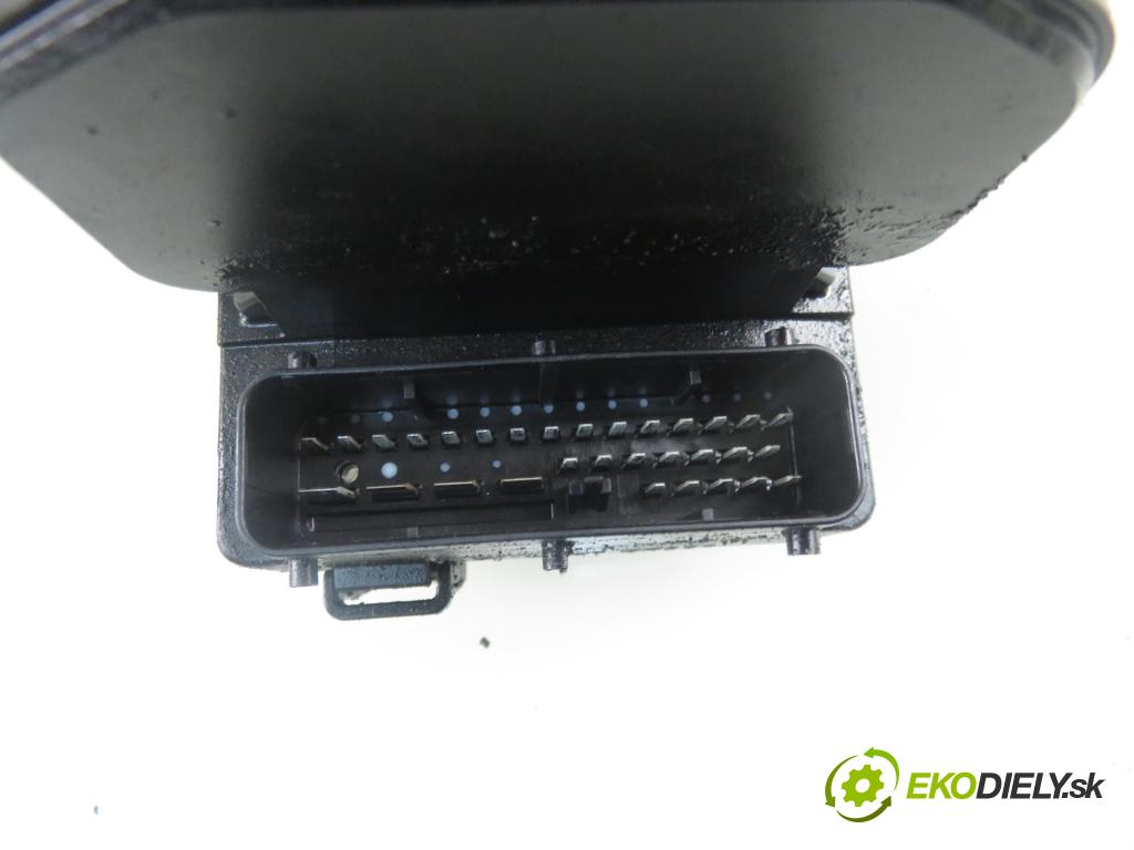 PEUGEOT 307 (3A/C) HB 2001 66,00 2.0 HDi 90 - RHY (DW10TD) 1997,00 Pumpa ABS 0273004562 ; 9643777980 ; 0265216757 (Pumpy ABS)