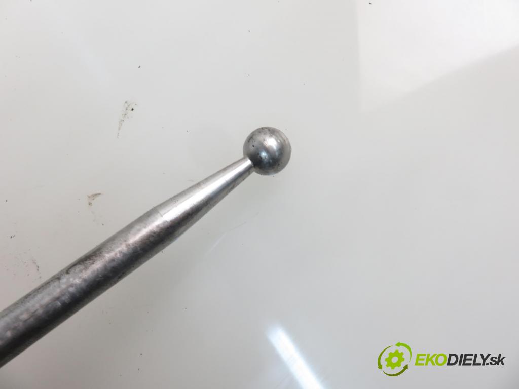 VW BORA (1J2) SEDAN 2001 77,00 1.6 16V - AZD 1598,00 Posilovač 1J1614105N (Servočerpadlá, pumpy riadenia)