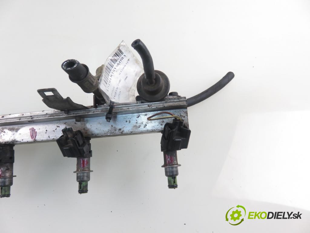 HONDA ACCORD VI (CK, CG, CH, CF8) SEDAN 2000 100,00 1.8 i (CG8) - F18B2 1850,00 Lišta vstrekovacia  (Vstrekovacie lišty)