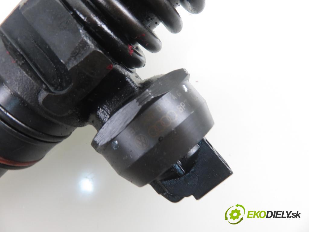 SEAT ALHAMBRA (7V8, 7V9) MINIVAN 2004 85,00 1.9 TDI PD 115 - AUY 1896,00 Vstrekovač 038130073AG ; 0414720215 (Vstrekovače)