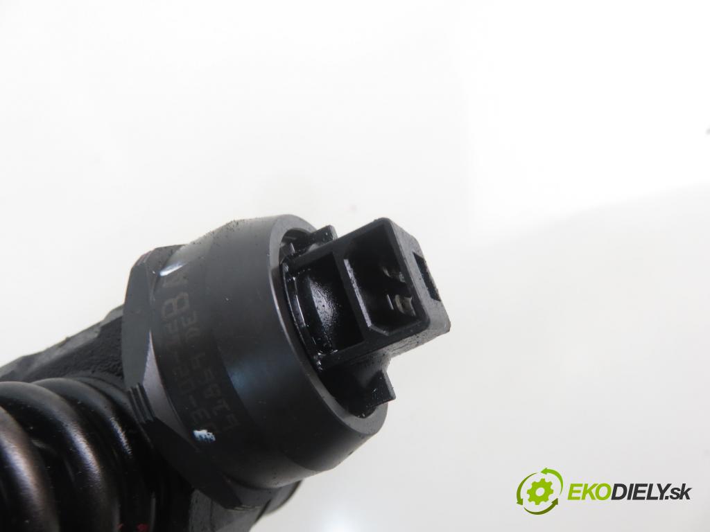 SEAT ALHAMBRA (7V8, 7V9) MINIVAN 2004 85,00 1.9 TDI PD 115 - AUY 1896,00 Vstrekovač 038130073AG ; 0414720215 (Vstrekovače)