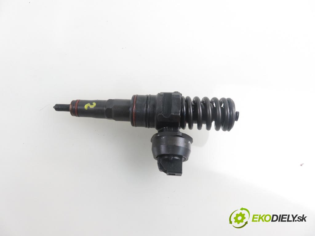 SEAT ALHAMBRA (7V8, 7V9) MINIVAN 2004 85,00 1.9 TDI PD 115 - AUY 1896,00 Vstrekovač 038130073AG ; 0414720215 (Vstrekovače)