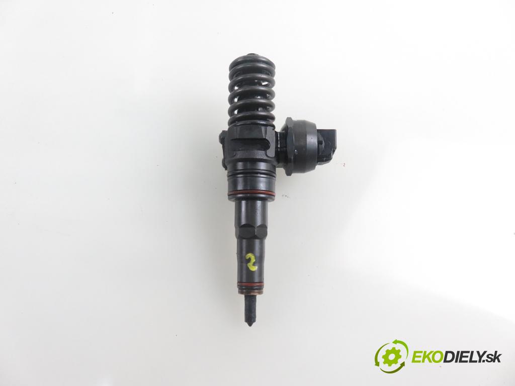 SEAT ALHAMBRA (7V8, 7V9) MINIVAN 2004 85,00 1.9 TDI PD 115 - AUY 1896,00 Vstrekovač 038130073AG ; 0414720215 (Vstrekovače)