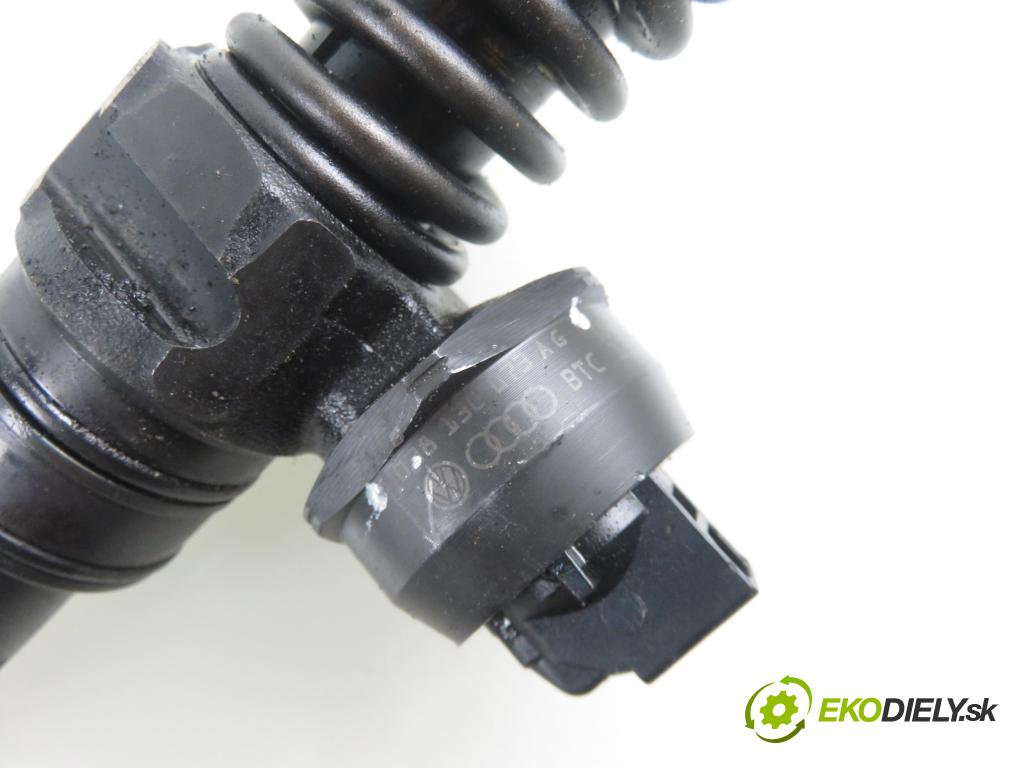 SEAT ALHAMBRA (7V8, 7V9) MINIVAN 2004 85,00 1.9 TDI PD 115 - AUY 1896,00 Vstrekovač 038130073AG ; 0414720215 (Vstrekovače)