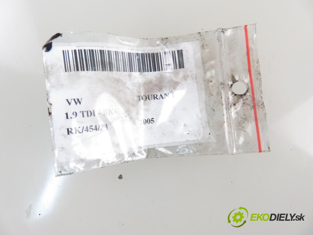 SEAT ALHAMBRA (7V8, 7V9) MINIVAN 2004 85,00 1.9 TDI PD 115 - AUY 1896,00 Vstrekovač 038130073AG ; 0414720215 (Vstrekovače)