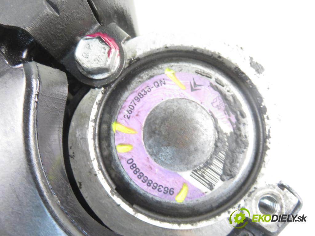 PEUGEOT 206 liftback (2A/C) HB 2003 440,00 1.1 i - HFX (TU1JP) 1124,00 Pumpa servočerpadlo 9636868880 ; 26079833QN (Servočerpadlá, pumpy riadenia)