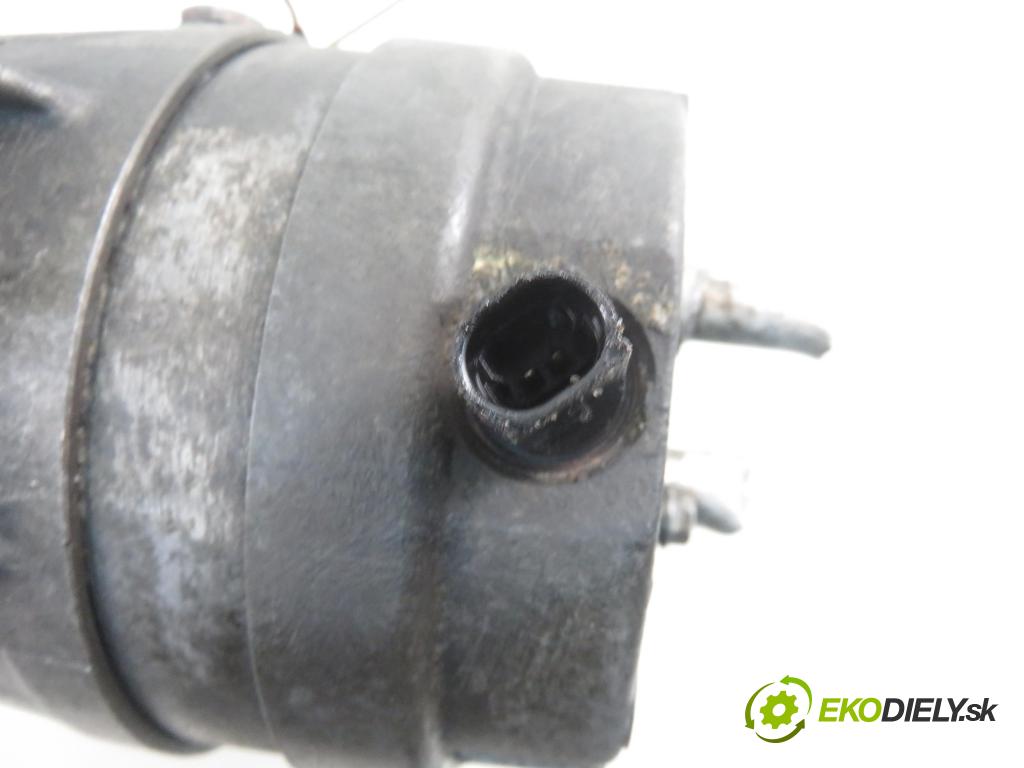 RENAULT LAGUNA II Grandtour (KG0/1_) KOMBI 2003 120,00 2.0 16V Turbo (KG0S, KG0Z, KG1L, KG1M) - F4R 764 1998,00 KOMPRESOR: klimatizácie 8200021822 (Kompresory klimatizácie)