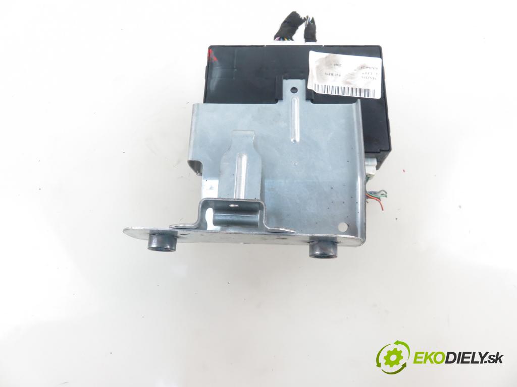 MAZDA 5 (CR19) MINIVAN 2005 107,00 2 - LFF7 1999,00 Riadiaca jednotka Motor CC2967560B
