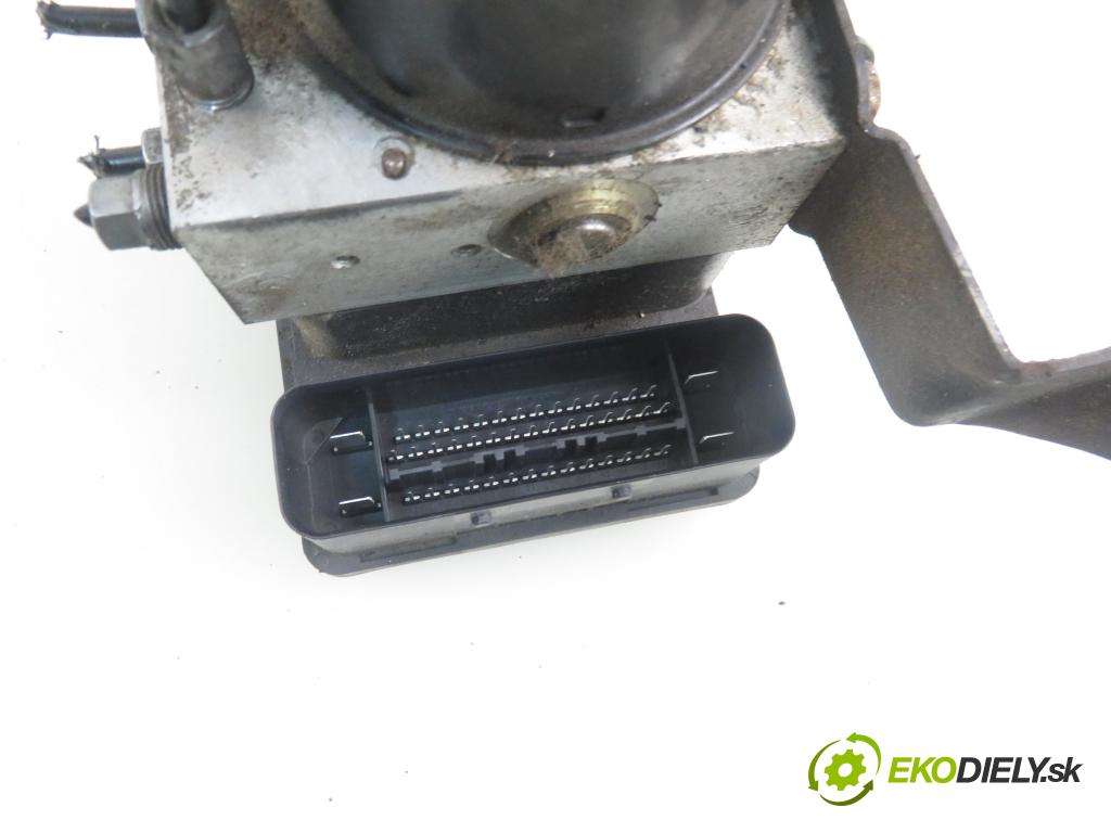 MAZDA 5 (CR19) MINIVAN 2005 107,00 2 - LFF7 1999,00 Pumpa ABS 06210902993 ; 06210203934 ; 5N612C405CA (Pumpy ABS)