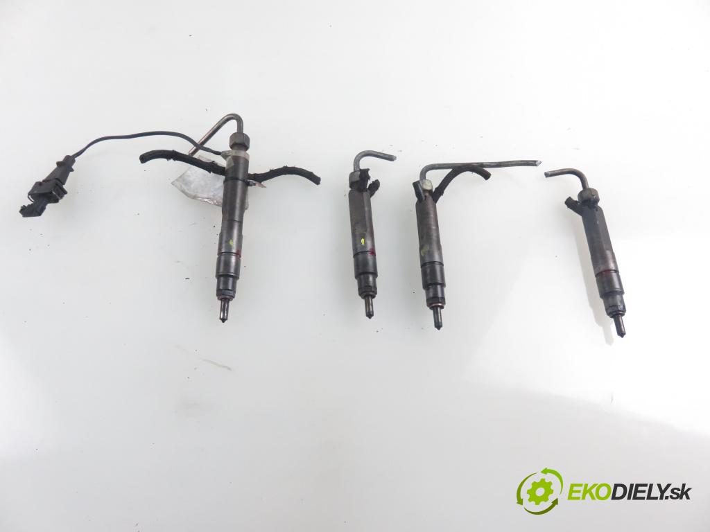 SEAT TOLEDO II (1M2) SEDAN 1999 81,00 1.9 TDI - ASV 1896,00 vstřikovací ventily 028130201S ; 028130201T (Vstřikovací ventily)