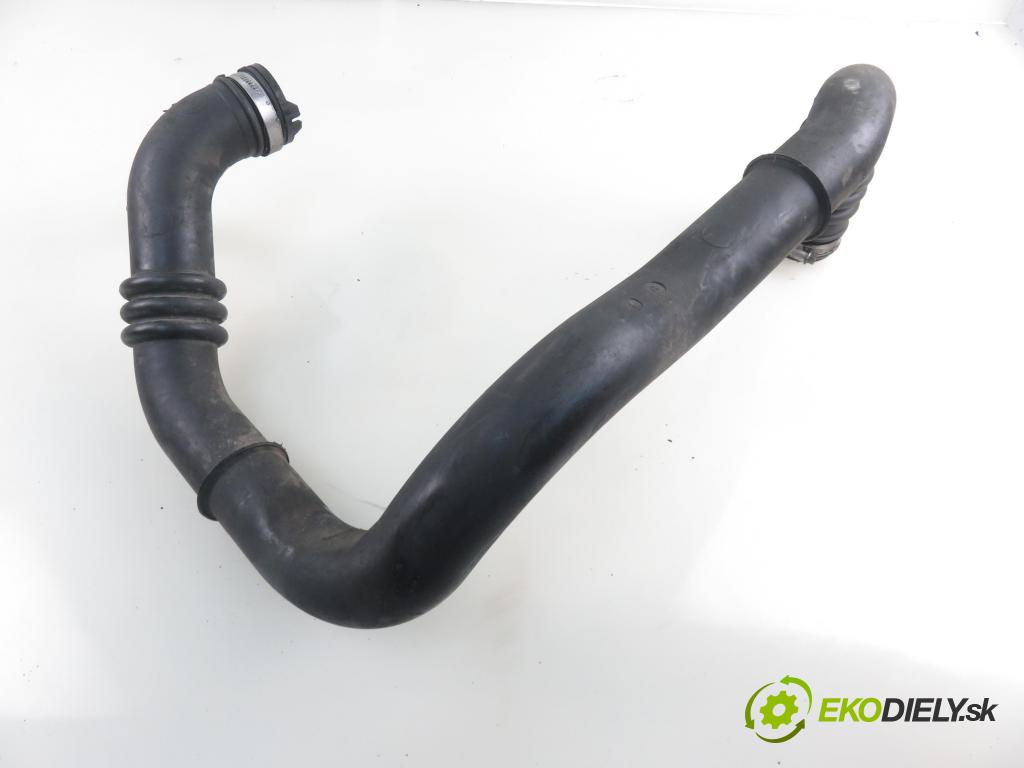 RENAULT MASTER II Autobus (JD) BUS 2006 0,00 2.5 dCi 100 (JDCV) - G9U 754 2464,00 Rúra intercoolera turba 8200582483
