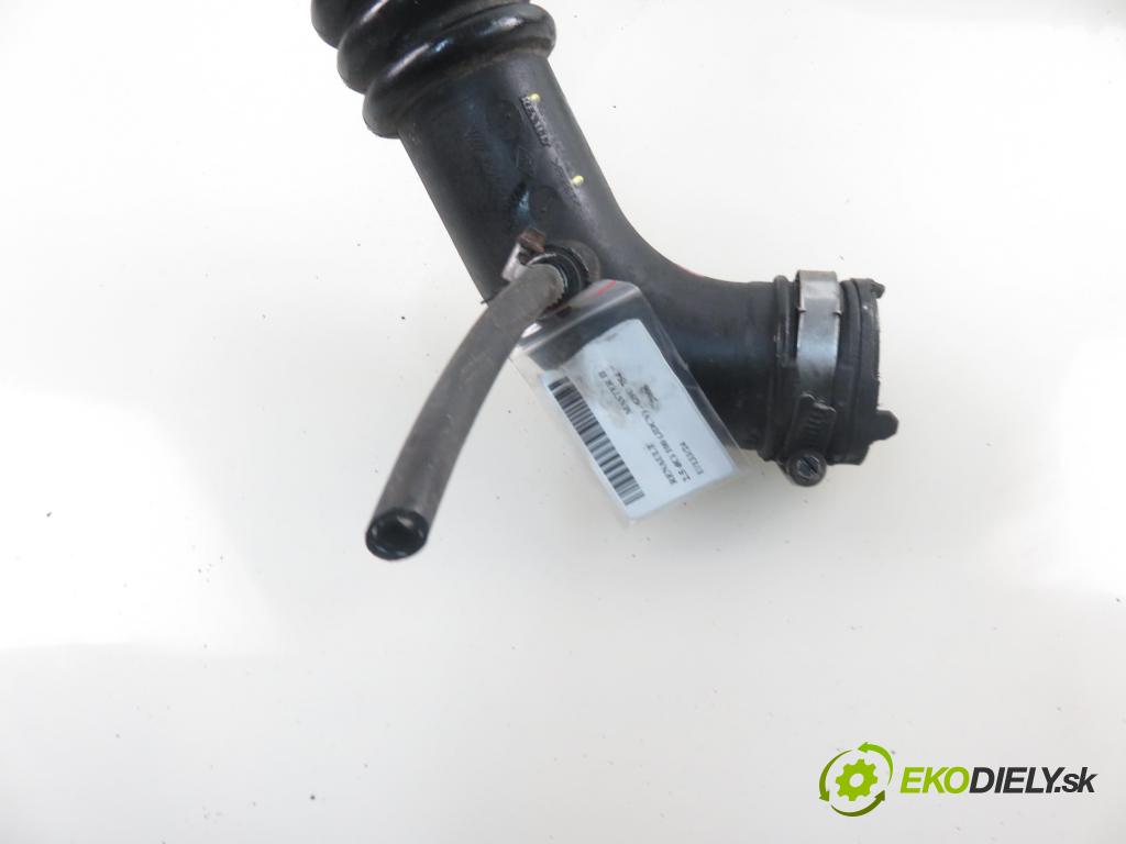 RENAULT MASTER II Autobus (JD) BUS 2006 0,00 2.5 dCi 100 (JDCV) - G9U 754 2464,00 Rúra intercoolera turba 8200582483