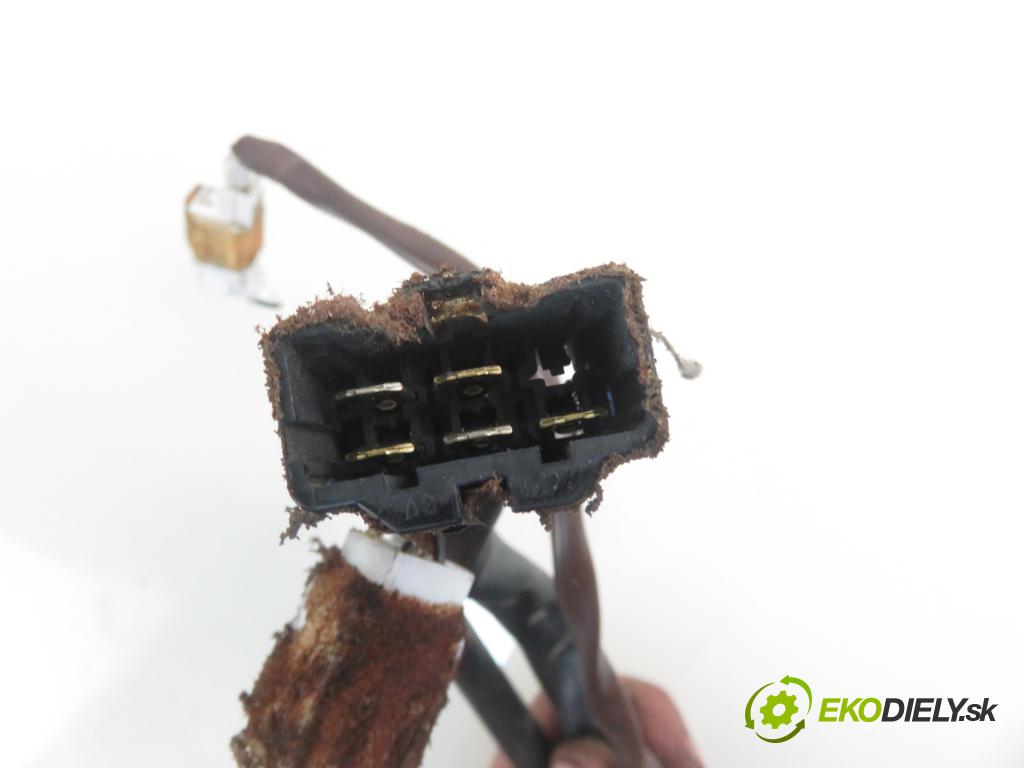 MITSUBISHI PAJERO SPORT I (K7_, K9_) SUV 1999 73,00 2.5 TD (K94W) 99 - 4D56 T 2477,00 spinačka  (Spínacie skrinky a kľúče)