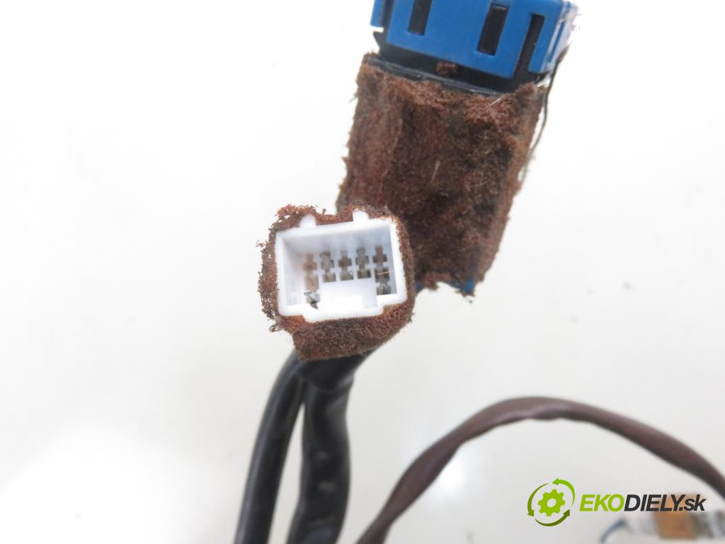 MITSUBISHI PAJERO SPORT I (K7_, K9_) SUV 1999 73,00 2.5 TD (K94W) 99 - 4D56 T 2477,00 spinačka  (Spínacie skrinky a kľúče)