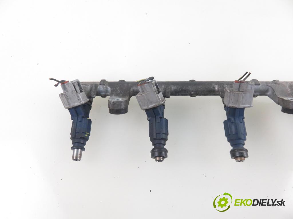 TOYOTA YARIS (_P1_) HB 2005 50,00 1.0 VVT- i 68 - 1SZ-FE 998,00 Lišta vstrekovacia 232500J010 ; 0280156067 (Vstrekovacie lišty)