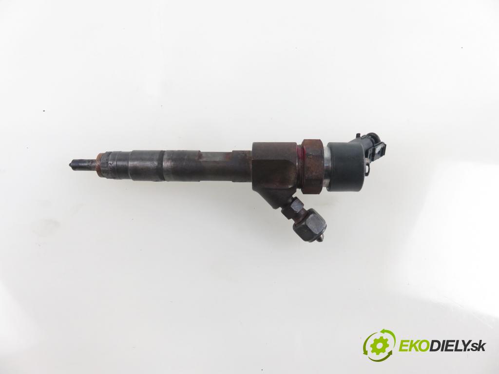 NISSAN PRIMERA (P12) LIFTBACK 2005 85,00 1.9 dCi - F9Q 1870,00 vstřikovač 8200100272 ; 0445110110B (Vstřikovače)