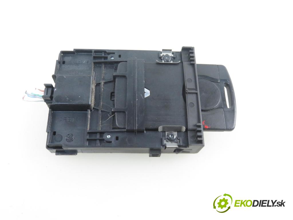 RENAULT SCENIC III (JZ0/1_) MINIVAN 2010 103,00 2.0 16V (JZ0G, JZ0P, JZ1E, JZ1P) - M4R 713 1997,00 CZYTNIK KARTY: A2C53185186