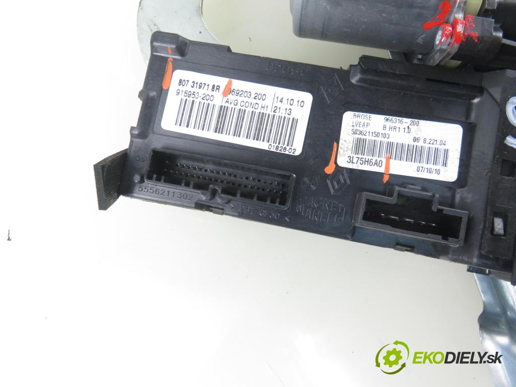 RENAULT SCENIC III (JZ0/1_) MINIVAN 2010 103,00 2.0 16V (JZ0G, JZ0P, JZ1E, JZ1P) - M4R 713 1997,00 mechanismus oken 807319718R ; 3L75H6A0