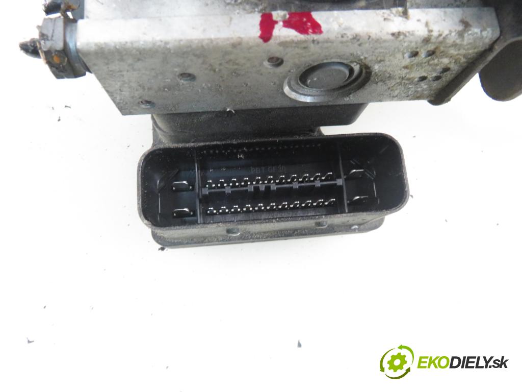 FORD FIESTA VI (CB1,CCN) HB 2009 50,00 1.4 TDCi 68 8V - F6JD 1399,00 Pumpa ABS 06210955813 ; 8V512M110AD ; 06210213174 (Pumpy ABS)