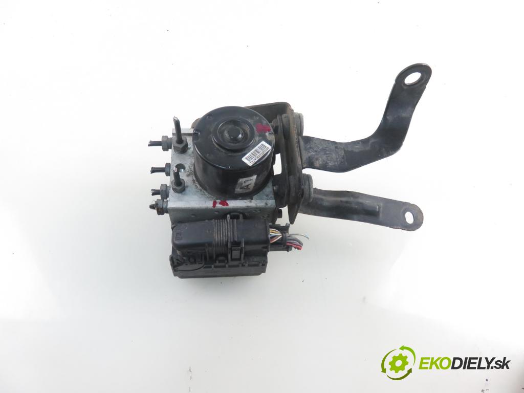 FORD FIESTA VI (CB1,CCN) HB 2009 50,00 1.4 TDCi 68 8V - F6JD 1399,00 Pumpa ABS 06210955813 ; 8V512M110AD ; 06210213174 (Pumpy ABS)