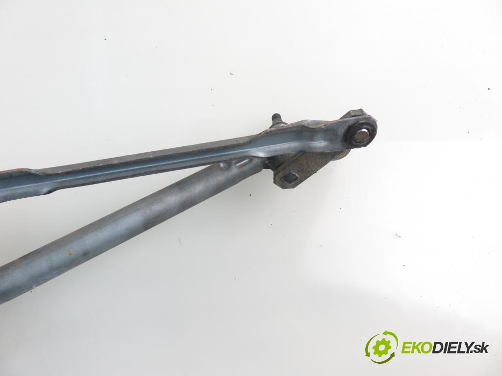 VW PASSAT B5 Variant (3B5) KOMBI 2001 85,00 1.9 TDI - AJM 1896,00 Motorček stieračov 8D1955603A ; 3397033146