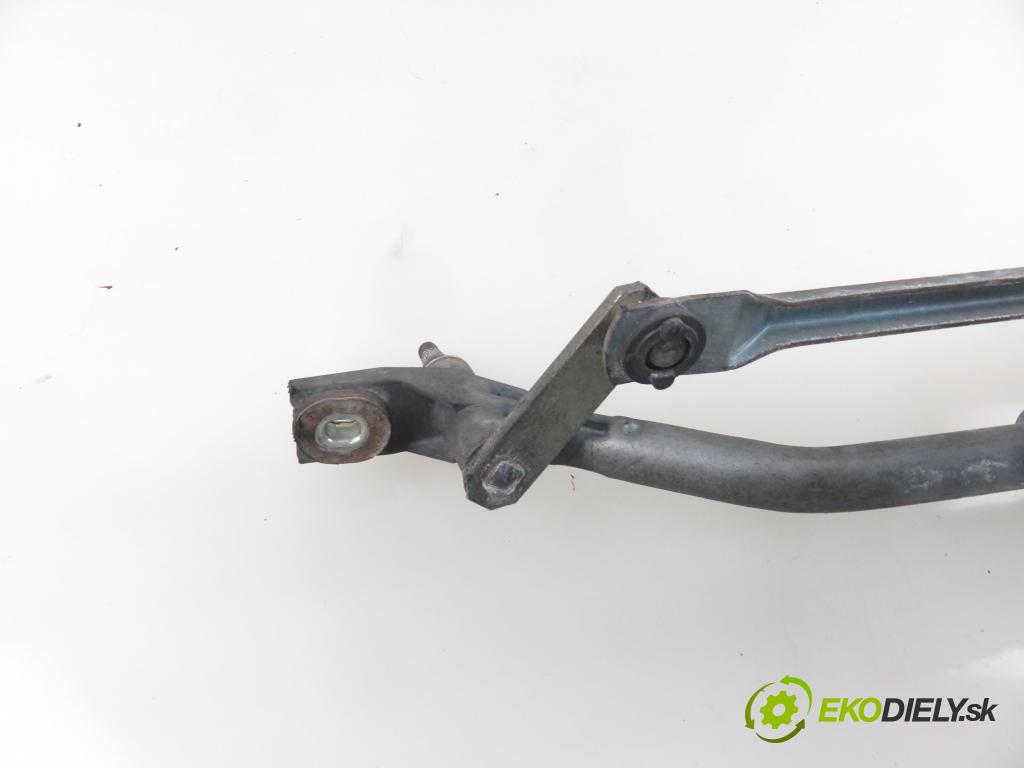 VW PASSAT B5 Variant (3B5) KOMBI 2001 85,00 1.9 TDI - AJM 1896,00 Motorček stieračov 8D1955603A ; 3397033146