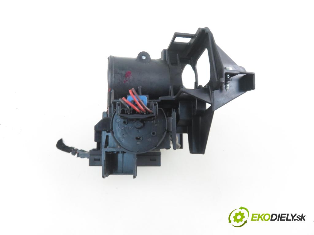 OPEL CORSA C (X01) HB 2005 51,00 1.3 CDTI - Z 13 DT 1248,00 spinačka 24413106 ; 13144390 ; 5WK47631 (Spínacie skrinky a kľúče)