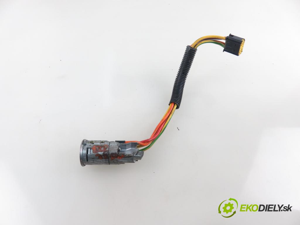 RENAULT SCENIC I (JA0/1_) MINIVAN 1999 72,00 1.9 dTi 98 - F9Q 736 1870,00 spinačka  (Spínacie skrinky a kľúče)