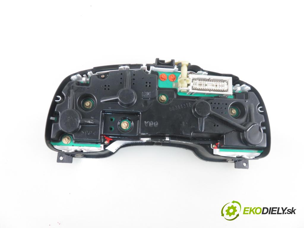 OPEL ASTRA G Kombi (T98) KOMBI 2000 74,00 1.6 16V - Z 16 XE 1598,00 prístrojovka elektrický 09228753EB ; 110080068005